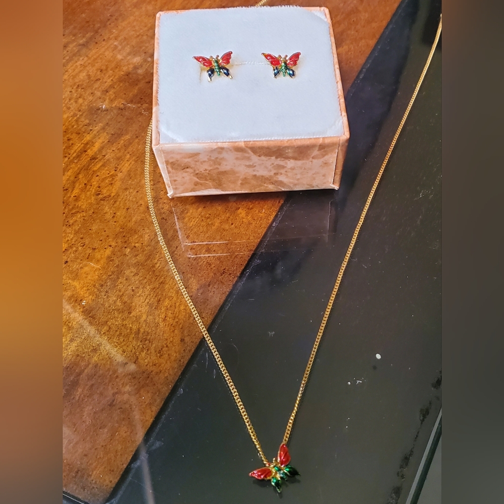 14K Gold Christmas Butterfly Earings and Necklace with Butterfly charm